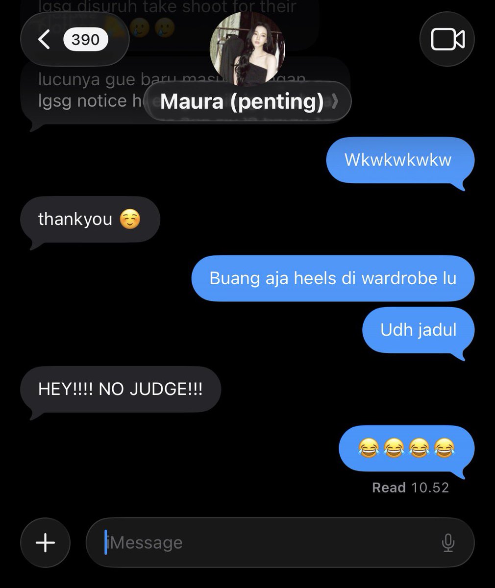 kaleyiopstal's tweet photo. so this is how it feels to have a private personal stylist 
a #ddeungromi one shot au https://t.co/NaAY1GwfVv