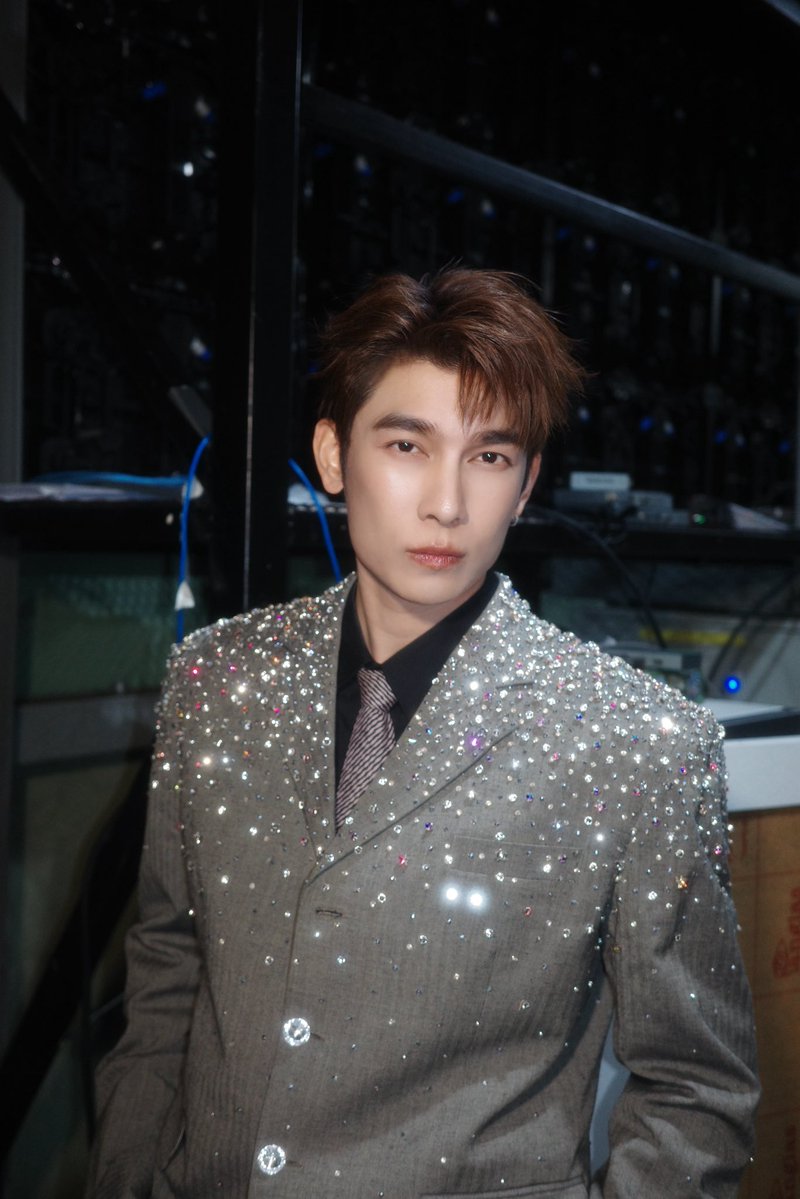 SolSkipperCo's tweet photo. 🖤🖤

DUOONE SEMIFINAL BATTLE STAGE

#DUOONEXMewSuppasit 
#MewSuppasit https://t.co/KDswNEutu7