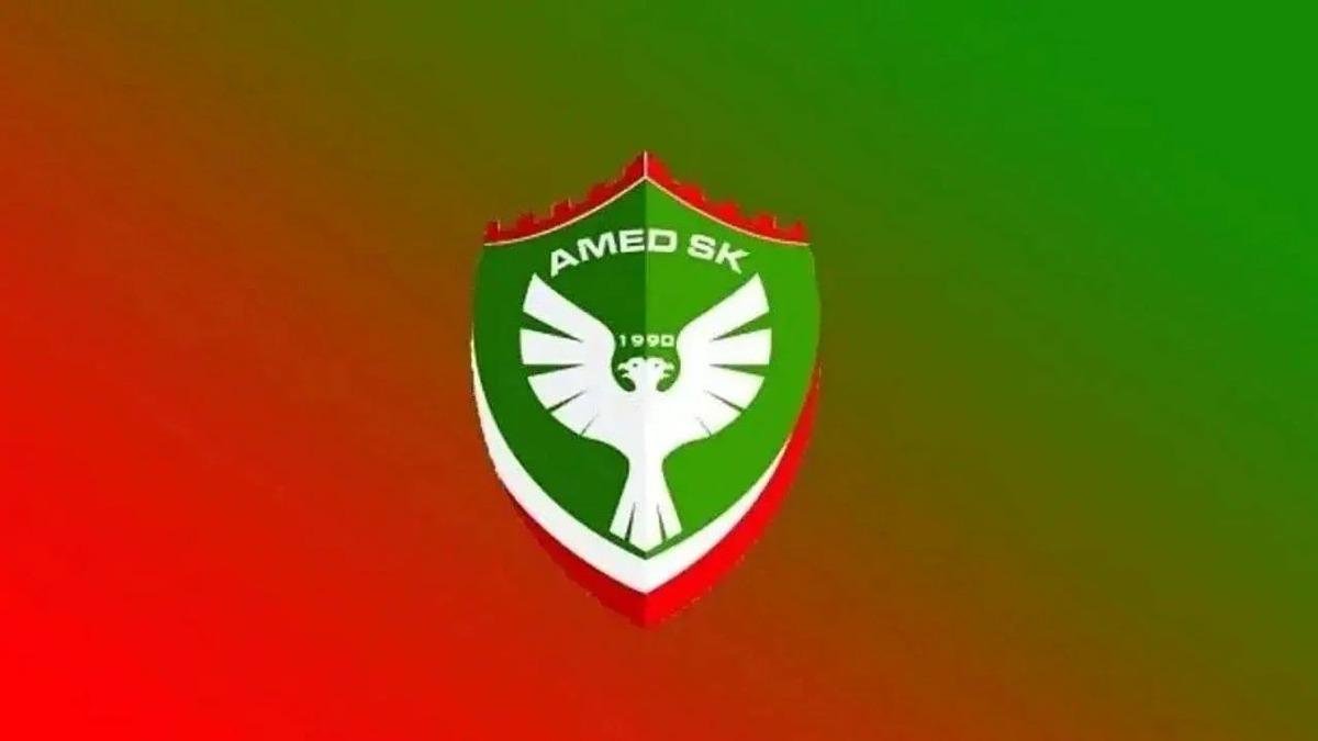kiyashaber208's tweet photo. Süper Lig'de 29 Ekim Cumhuriyet bayramını kutlamayan tek takım Amedspor. https://t.co/I2sexhrTbB