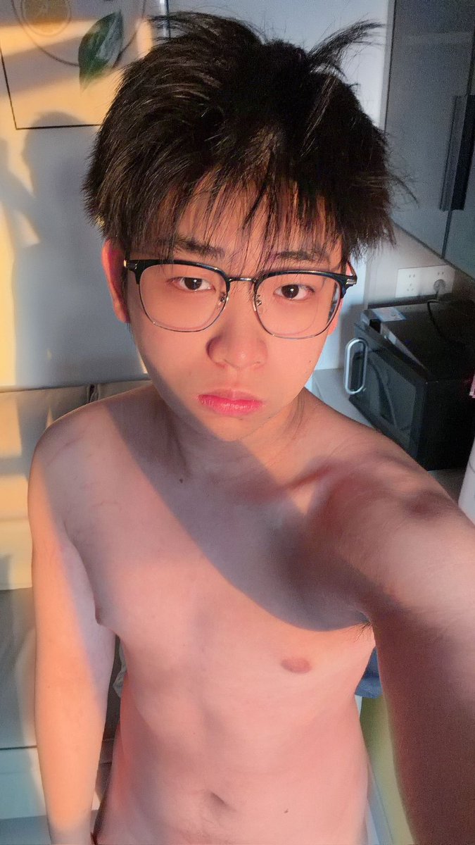 Mikkaharuna's tweet photo. 大家都这么喜欢眼镜小狗嘛🤓 https://t.co/W37nV7WgAZ