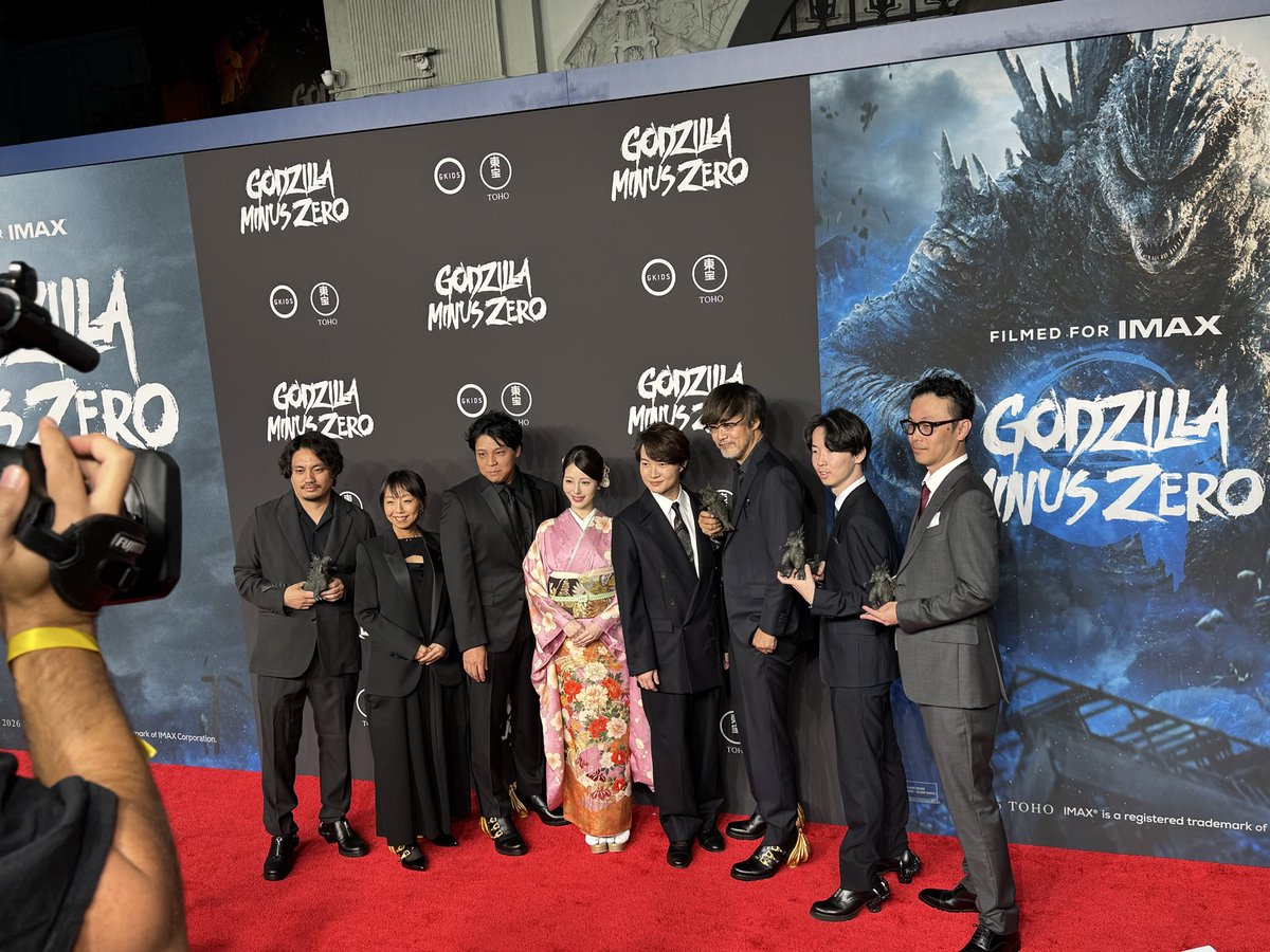 kamiki_official's tweet photo. 『ゴジラ-0.0』LAプレミア🇺🇸

ゴジラが世界中で愛されてるのがとても伝わった熱量の高いイベントでした！！

日本公開まで、あと5日🎬

#ゴジラマイナスゼロ
#GodzillaMinusZero https://t.co/7YLplvLczn