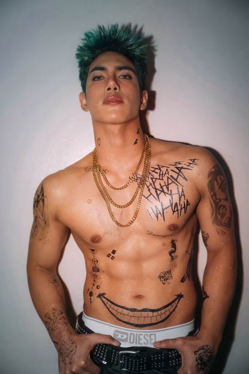 PhilippineStar's tweet photo. PWEDE NA MAG-TRICK OR TREAT SA AMIN, STELL 🎃🫠

SB19’s Stell gave fans a glimpse of his Joker transformation in a series of sizzling snaps he shared, rocking the iconic villain’s look just in time for spooky season.

The look came from his Team Plus unit performance with XONARA’s Tin, who channeled Harley Quinn, during 1Z Entertainment’s "One Zone Fest" at the Smart Araneta Coliseum on October 24, 2026. (Facebook/Stell Ajero)