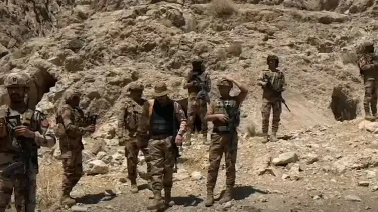 PakistanTVcom's tweet photo. Pakistan security forces killed a Fitna al-Hindustan-linked terrorist in Balochistan's Kech district, foiling an attempted abduction of two women. https://t.co/zDSPxsnsPA