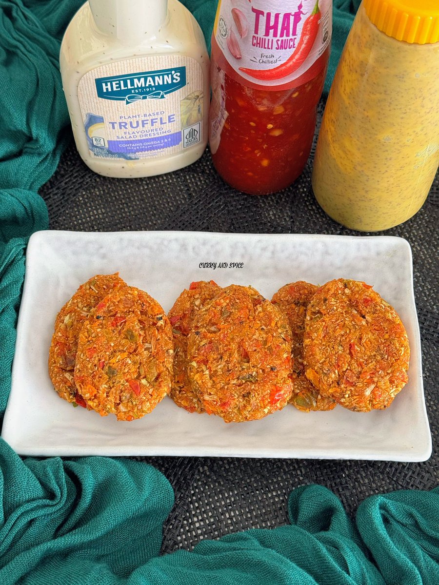 Somasray's tweet photo. DESI MANCHURIAN CUTLETS https://t.co/WB9oW86VdK https://t.co/Ok1Don6ci4
