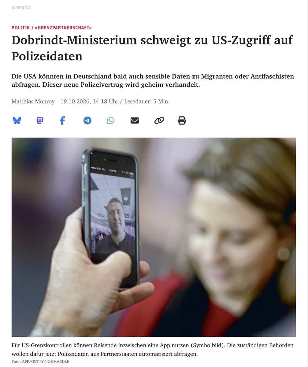 NurderK's tweet photo. Die AfD muss gar nicht regieren, damit immer mehr autoritäre Politik zur Normalität wird. Unter CSU-Innenminister Dobrindt wird über einen weitreichenden Zugriff der Trump-Regierung auf deutsche Polizeidaten verhandelt. Selbst sensible Informationen über politische Überzeugungen könnten betroffen sein. Und das Innenministerium? Mauert bei parlamentarischen Nachfragen. Während ständig von Freiheit und Demokratie geredet wird, werden Überwachung und Abschottung ausgebaut. Wie viel autoritäre Politik verträgt eine Demokratie, bevor man aufhört, sie als bloße Sicherheitspolitik zu verkaufen?