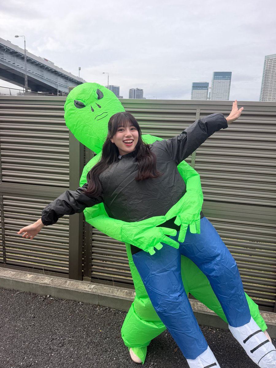 rena_mv0405's tweet photo. ONE AND ONLY Vol.46 SP ありがとうございました💛

宇宙人から白うさぎに大変身🪄︎︎ᐝ👽🐇
みんなはどっち派？？

仕事の合間、有給使って会いに来てくれてとても愛を感じた…❤️ありがとう！！！

ミクベル初の豊洲PITとっても楽しかった♡
 #ミクベル  #MixVeil    #加藤玲菜 https://t.co/LZUW7LiHTd