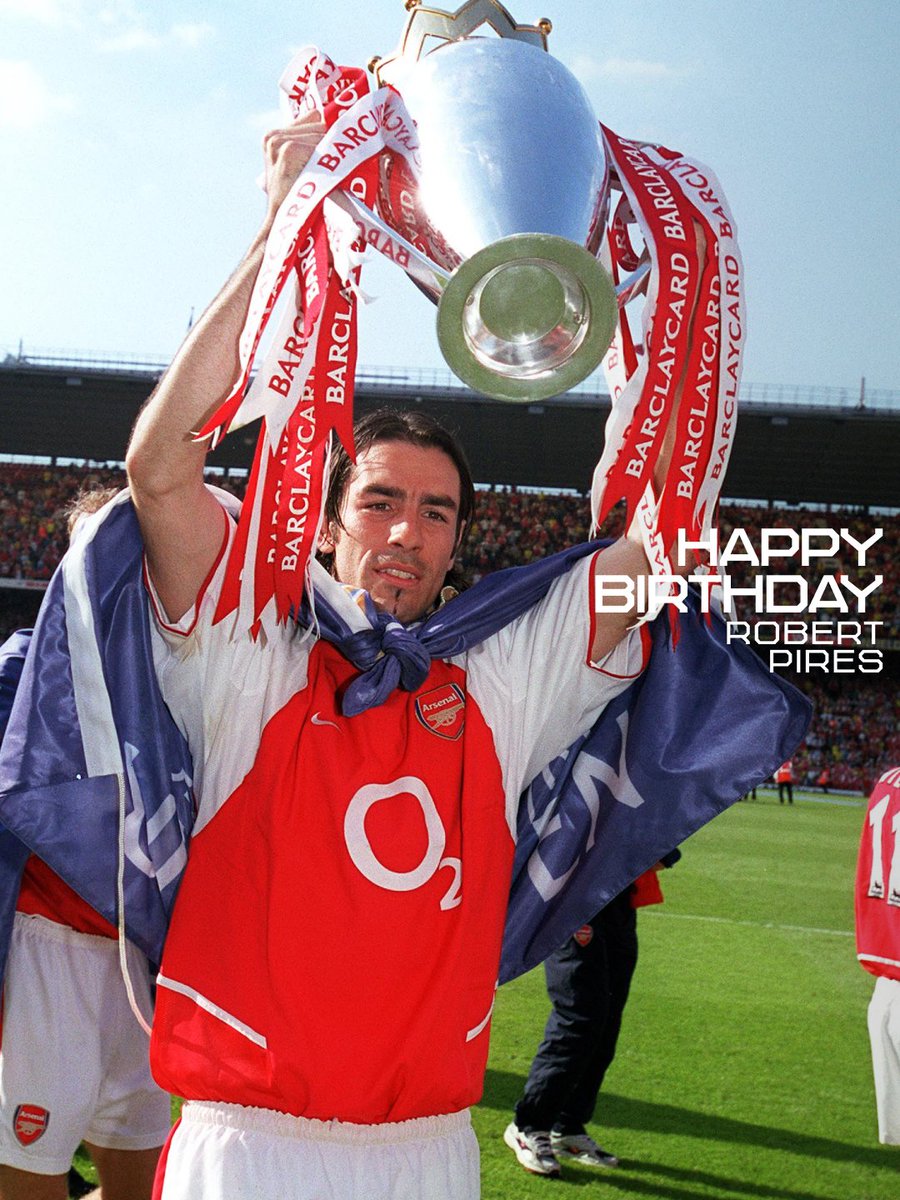 Arsenal's tweet photo. Happy birthday, Robert! 🎈 https://t.co/mDqcR9JOSR