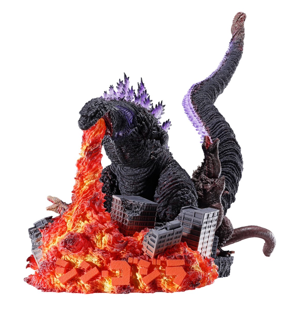 mega_hobby's tweet photo. 【#ゴジラ】
『シン・ゴジラ』からゴジラ（2016）が
ついに「プチラマDX」に登場！

巨大な尻尾のボリュームだけでなくメインである第４形態の吐く炎の造形にこだわり
彩色によるビル壁面の照り返しなど細部まで表現！

更には第２形態、第３形態を左右に配置し、
形態変化も愛でることのできる贅沢仕様となります！
https://t.co/ALqeeKQsr4