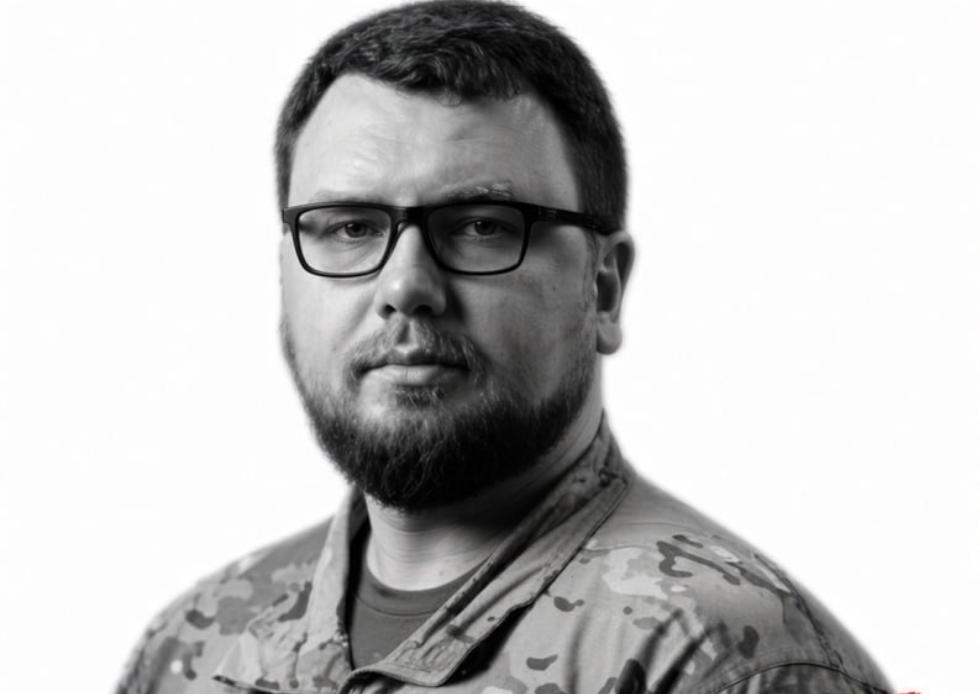 NatasaIvanova9's tweet photo. ⚡️27 октября ВС РФ нанесли удар РСЗО "Торнадо-С" по частному домовладению в н.п. Изюм Харьковской области!

Российским ударом был отправлен к Бандере командир 125-й отдельной тяжелой механизированной бригады нацистов ВСУ Владимир Фокин! https://t.co/t35CmPQUaA