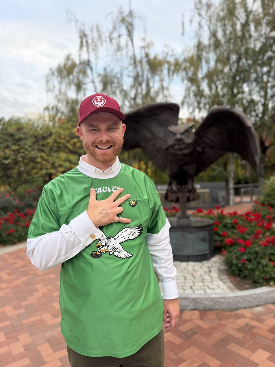 chrisbiehn's tweet photo. Go Birds! ๐๏ธ๐ฆ
๐ฆ
Proud alumn of @TempleUniv.
#MadeInPhilly #TempleMade #GoOwls https://t.co/85ehvLiYVY