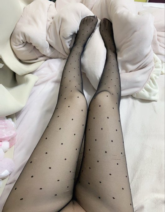 yoolim_6's tweet photo. 我给你我的脸部照片……用这个弱点抓住我，威胁强奸我吧……ㅠㅠ https://t.co/kGnkMyIkIg