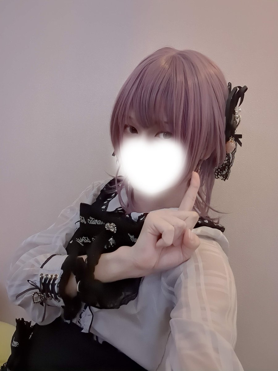 noiren0101's tweet photo. リズリサを着る成人男性🥰
リズリサのお洋服めっちゃかわいくて好きなブランド🥰🥰
あまり着てる人いないけど、一緒におでかけとかしたいかも〜🥰🥰🥰
#男の娘 #女装男子 

altもあるよ…！！！！！ https://t.co/IQxx6T247g