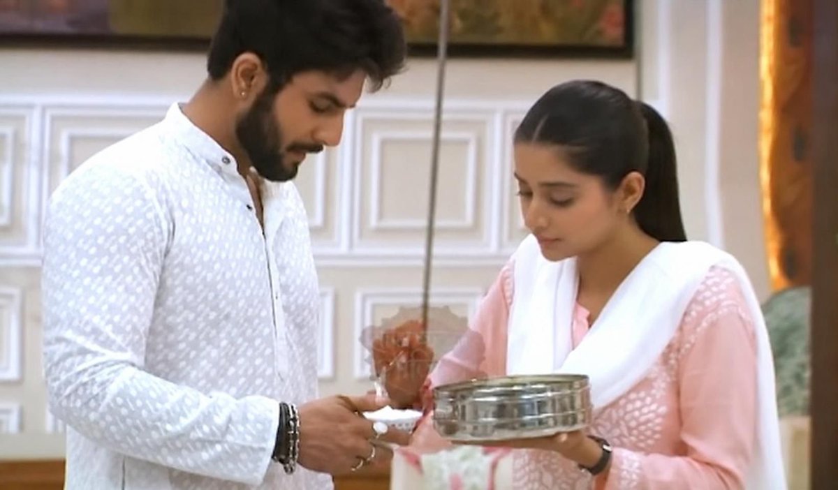 PoonamSing42689's tweet photo. My heart😭✨️❤️

#YehFitoorTera #JeeYa #deshhan #DebchandrimaSingharoy #IshhanDhawan https://t.co/Za89OwRoOC