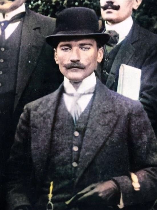 AIKTurkiye's tweet photo. Güneş ufuktan şimdi doğar,

#YürüyelimArkadaşlar🇹🇷

@CRYPLCTR https://t.co/DVnr2USpdJ