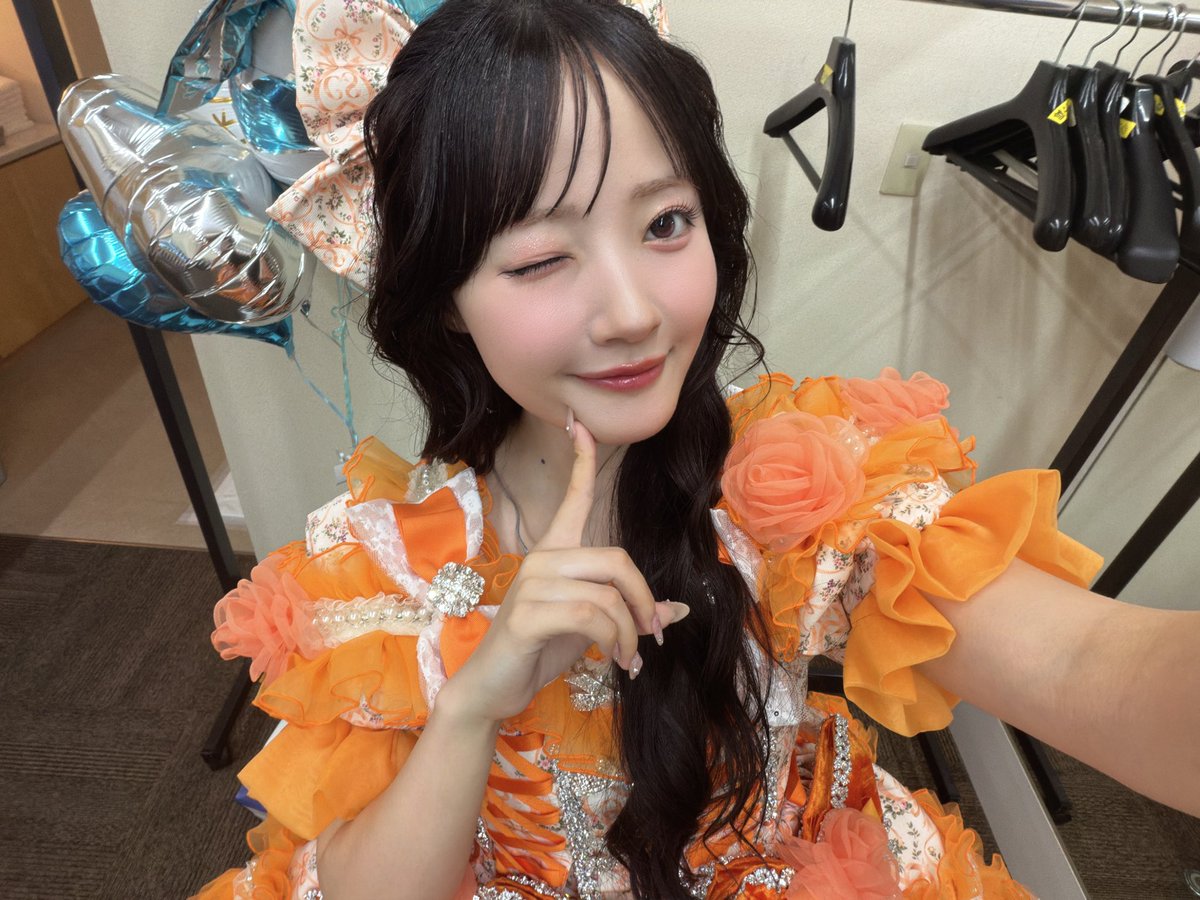 emiru_cs0422's tweet photo. 福岡2日目！！

マリンメッセ福岡A館
凄く嬉しかったです！
もっともっと大きくなって
またライブできますように！！

CUTIE LANDに今日も来てくれて
本当にありがとうー！
今日はくるくるハーフアップでした！♡

#CUTIELAND  #きゅーすと https://t.co/dYy40hAXuj