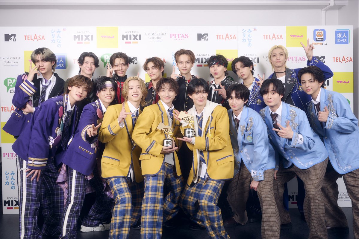MTV_JAPAN's tweet photo. #VMAJ2026 WINNER🏆

「Best Teen Choice Artist presented by minimo」「Best Trending Video」を受賞した、EBiDAN(恵比寿学園男子部)のトロフィー写真を公開✨

撮影：田中聖太郎

@EBiDAN_official #EBiDAN https://t.co/9RkoOzZVKl