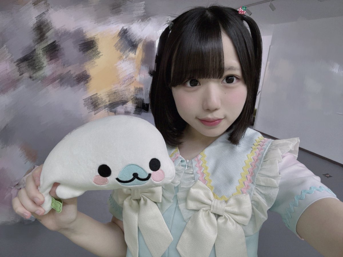 ichino_misa's tweet photo. まめゴマさんには今後、私の第二夫人として共に人生を歩んでいただきたいな、と……(;ᴗ;) ちなみに第一夫人の座には既にほむらちゃんが君臨してるのでご理解よろしく……(何の話？) #DEARSTAGE研究生 https://t.co/0u58V3RcuZ