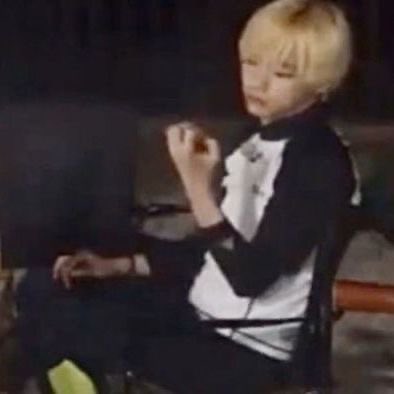 kittaenoir's tweet photo. is it just me or does everyone look at him and think awww this lil fag ☹️ https://t.co/9UctEMbzyC