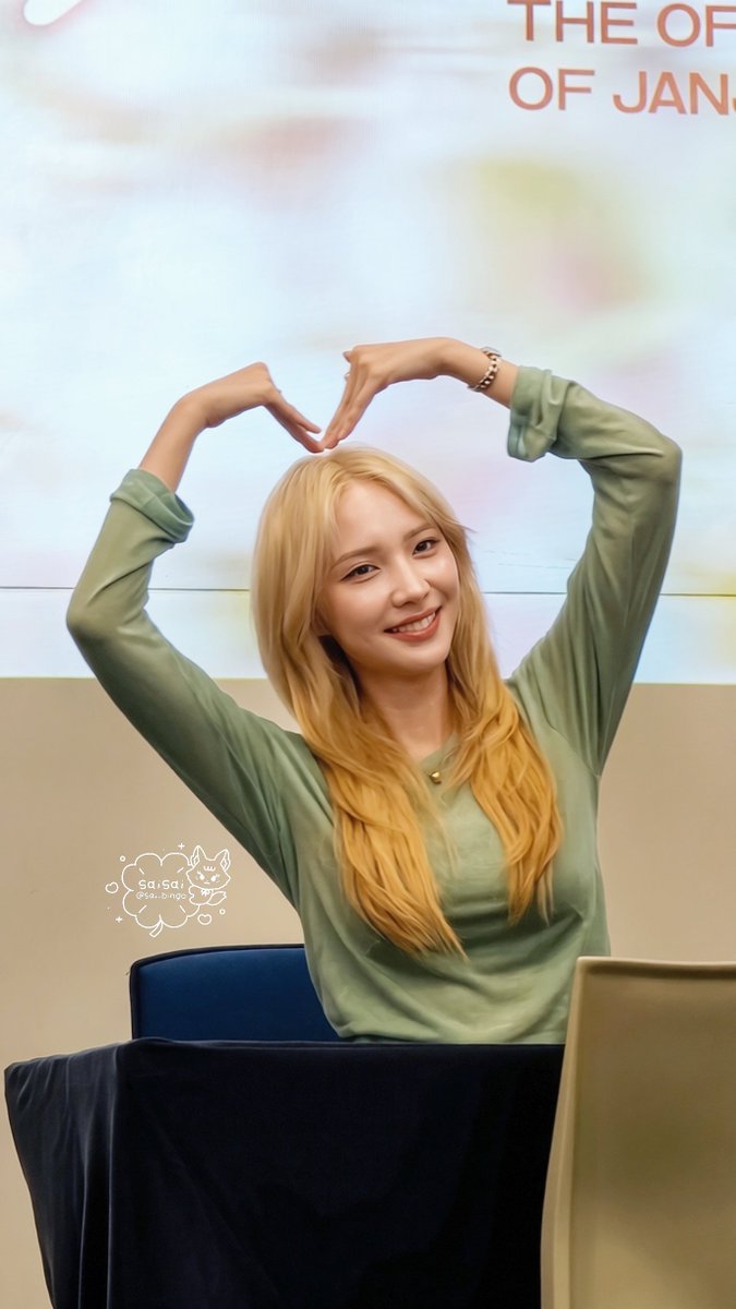 sai_bingo's tweet photo. หัวใจจากพิแจน 💜  ดูเค้ายิ้มสิ 🙂‍↕️

JJJSPACE FANSIGN 
#JSPACExJANJINGJING https://t.co/h1lsGzB0hL
