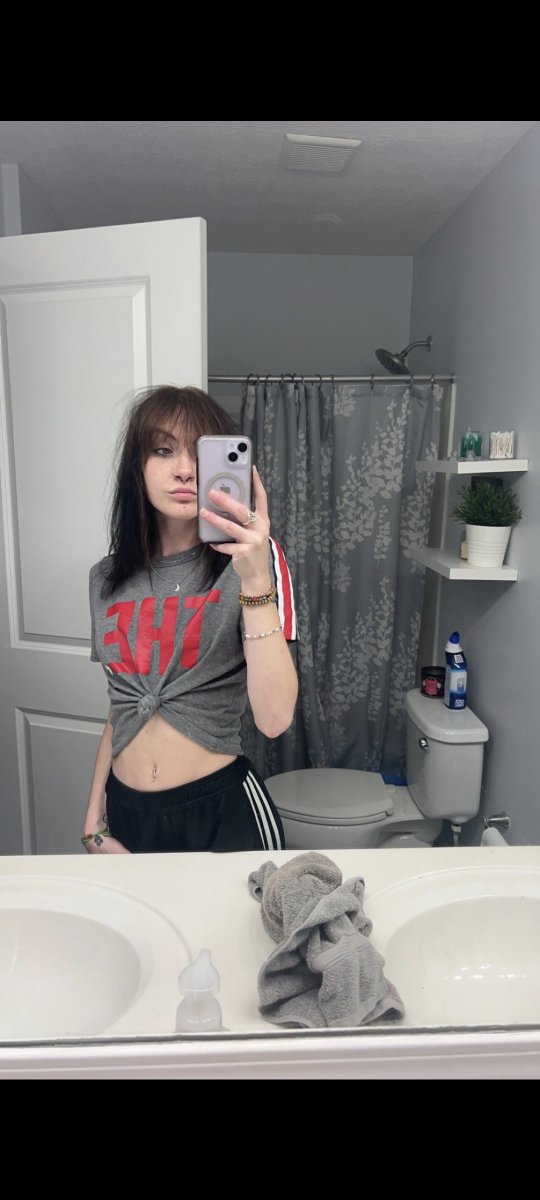 bebe_cuck's tweet photo. More of my gf Kyla #cuck #dm https://t.co/yqo3lbIAIy