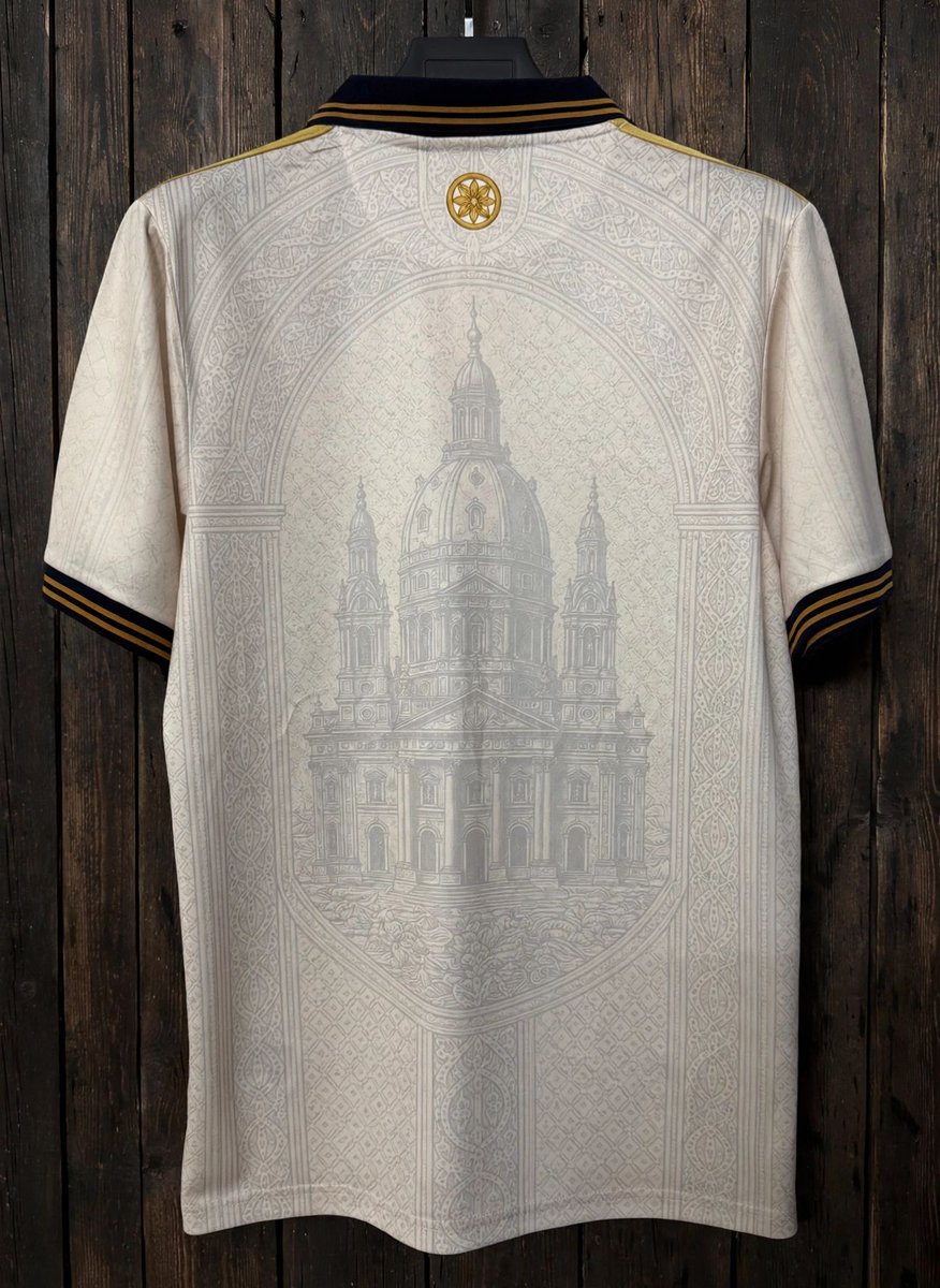 jamb82's tweet photo. 🚨SORTEO CAMISETA ESPECIAL REAL MADRID 👕

Pasos a Seguir 

1. Sigue a @RETRO_STYL3_  y @jamb82 
2.- Dar RT 
3.- Mencionar a un amig@ (doble participacion opcional)  

🍀Ganador: 01 de Noviembre al finalizar el partido del Real Madrid - Racing 👕 SUERTE! https://t.co/HWyh72ScEm