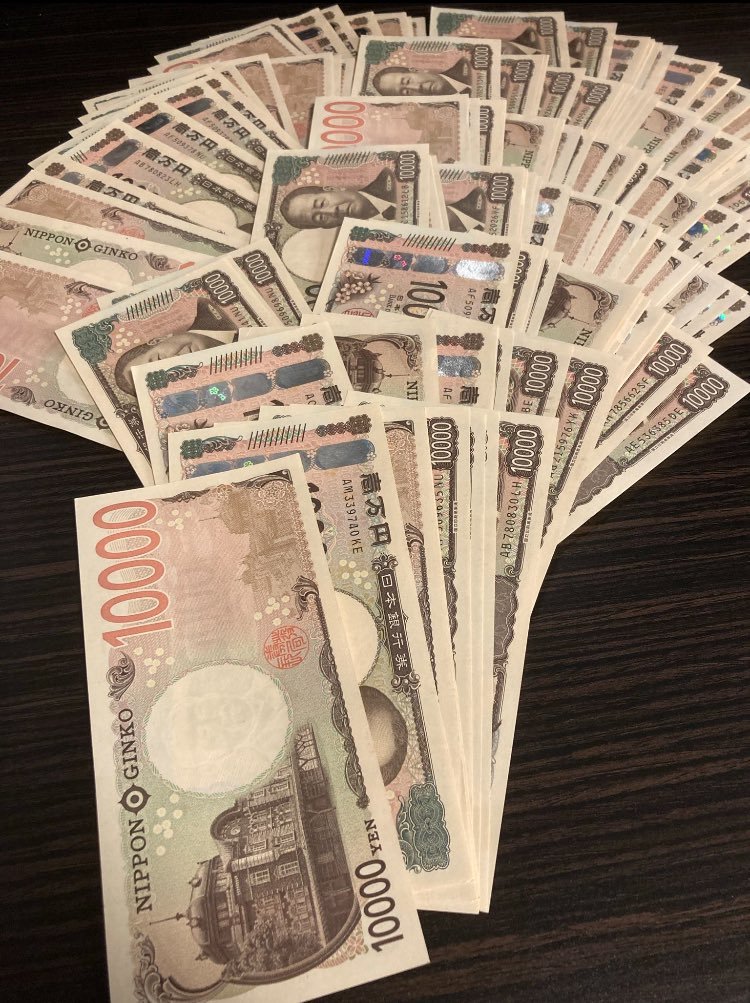 somohisav3fi's tweet photo. 1ヶ月の生活費、いくらあれば足りる？😭
①10万円
②20万円
③30万円
④100万円💯 https://t.co/SFCKdbmu2h