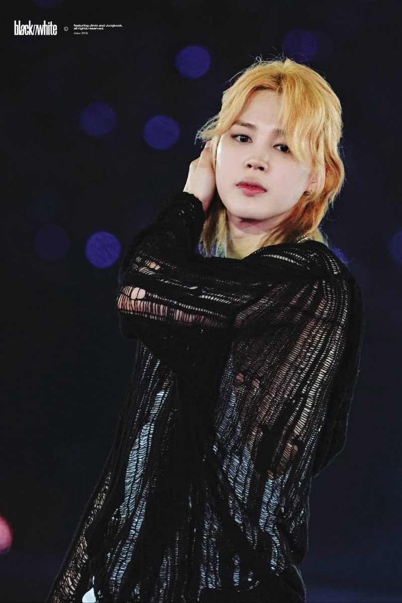 Denmin1013's tweet photo. @JiminLatinoFB Amamos su dualidad ✨️💛
JIMIN EN BRASIL 
PARK JIMIN https://t.co/qpgaFmcByy