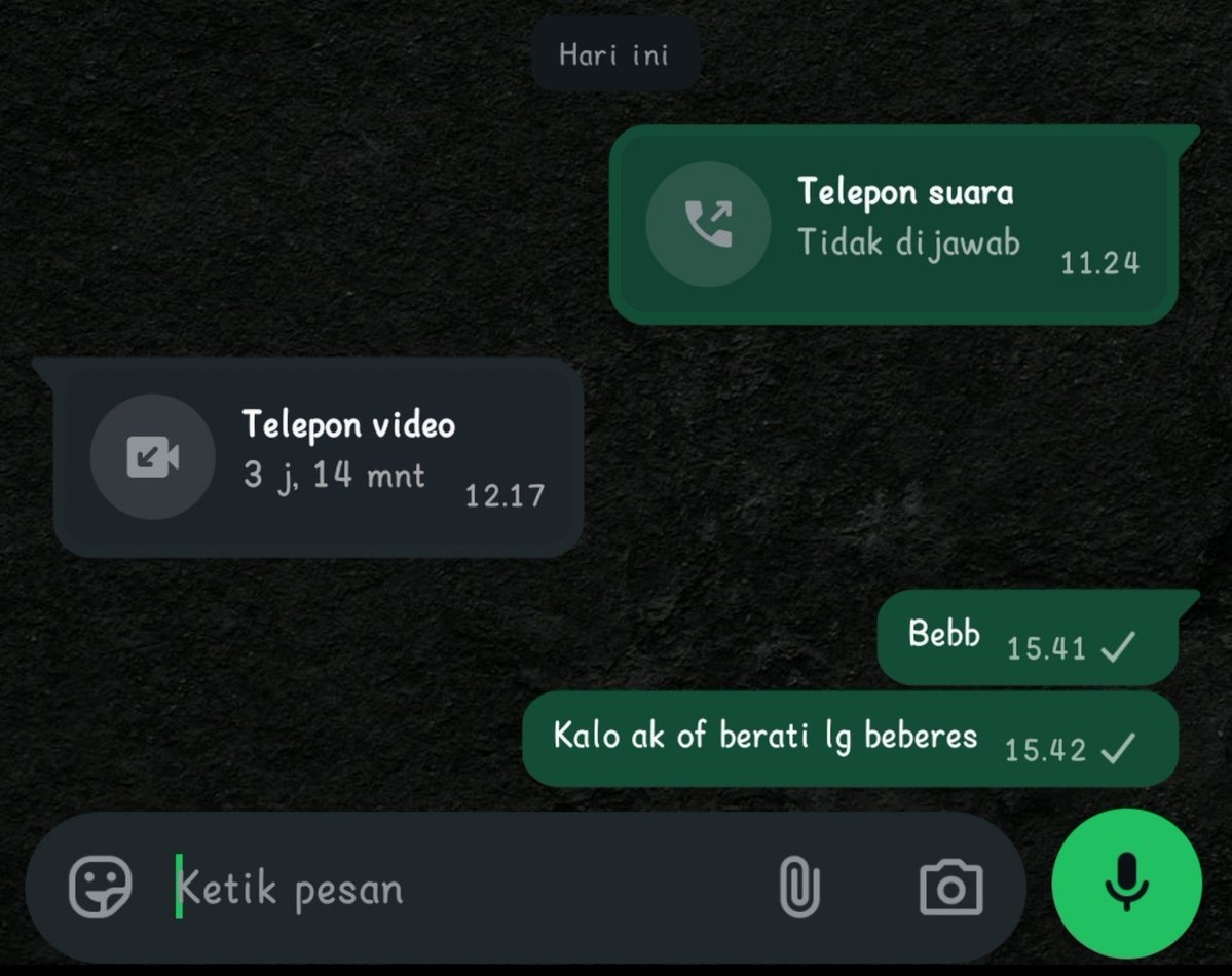 ddeliole's tweet photo. Me: kalo aku off brarti lg beberes

Lah ternyata w yg ditinggal off woilah ampe jam segini masi centang😭😭😭😔😔😔 https://t.co/tmTEEh1soS
