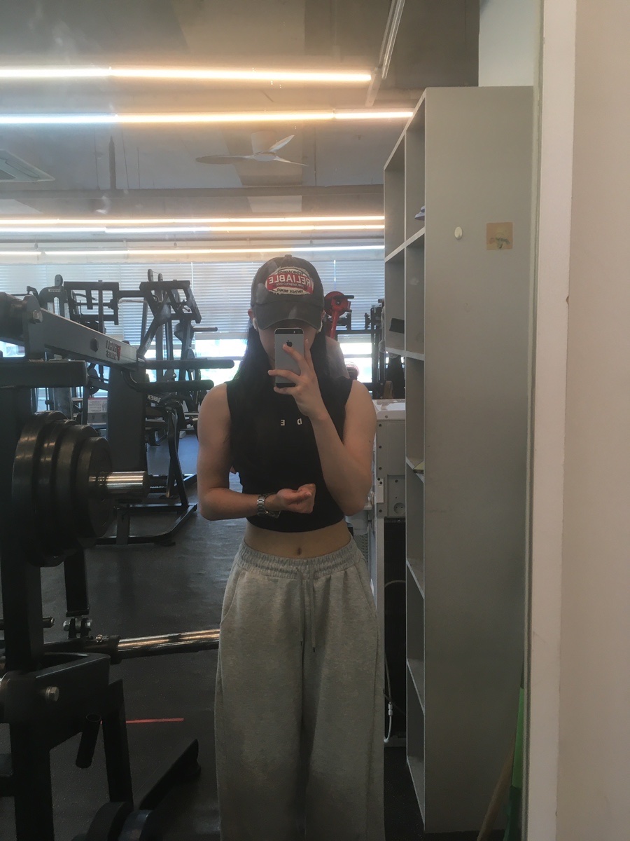 mvrenatalf's tweet photo. Mabok belajar tetap bisa gym dan lari habis tuh makan enak 🤤 https://t.co/T1W8m4SCyE
