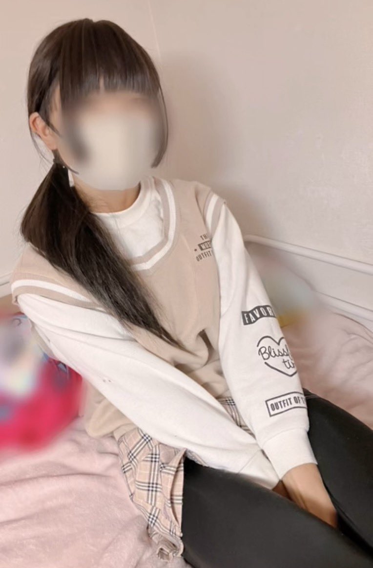 s0shj's tweet photo. 男の娘の包茎ちんちんいじめてくれる人探してます、
#男の娘 https://t.co/Hkv8Y8K4k6