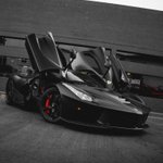 Photo by 𝑫𝒂𝒊𝒍𝒚𝑭𝒆𝒓𝒓𝒂𝒓𝒊🐎™ (@DailyFerrariTM)