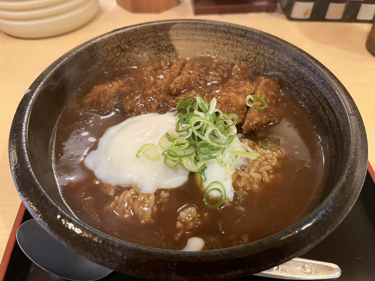 ramengang20's tweet photo. 備忘録　いつかの #昼メッシ 
#神戸カツ丼一どん

温玉カツカレー丼

御馳走様でした🙏 #沖縄ランチ #うめ〜し https://t.co/2vFtClmSGA