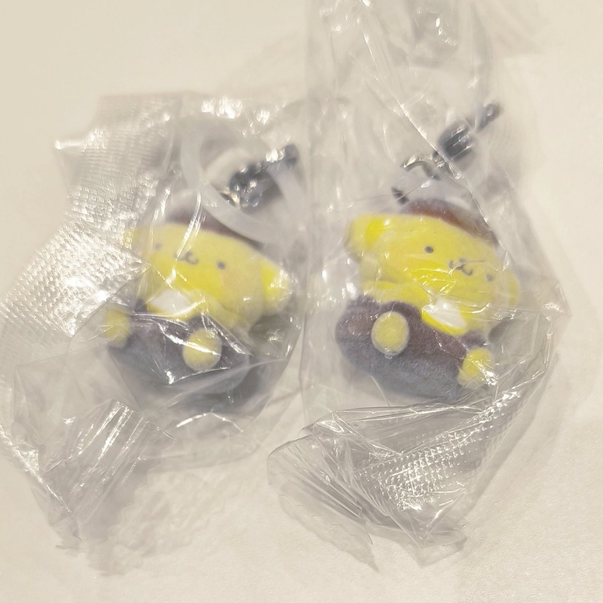 theworldofrain's tweet photo. 交換　サンリオ　ふわふわめじるしアクセサリー　Baby ガチャ
ちいかわ　いないいないばあ　はらぺこあおむし

譲
ポムポムプリン　×2

求
うさぎ　モモンガ　古本屋
ワンワン　くぅ
リンゴ　プラム

郵送交換希望 https://t.co/YK6kgoBYAb