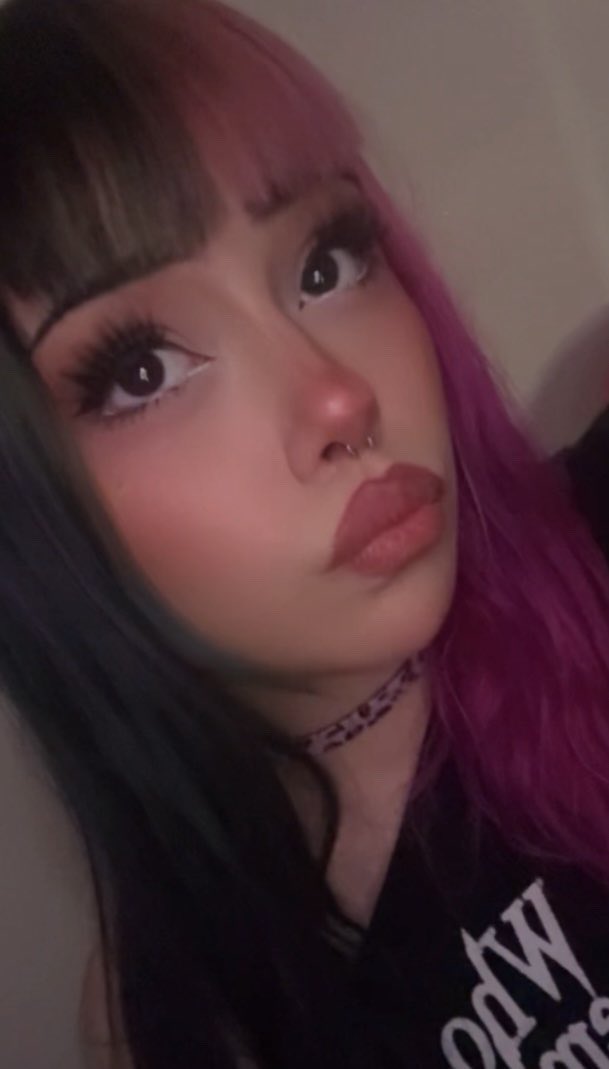 Clovispokis7's tweet photo. #selling #buyingcontent #nsfw #horny #Gooner #goon Dm me for live head or sex!! https://t.co/wMlfvVkmUl