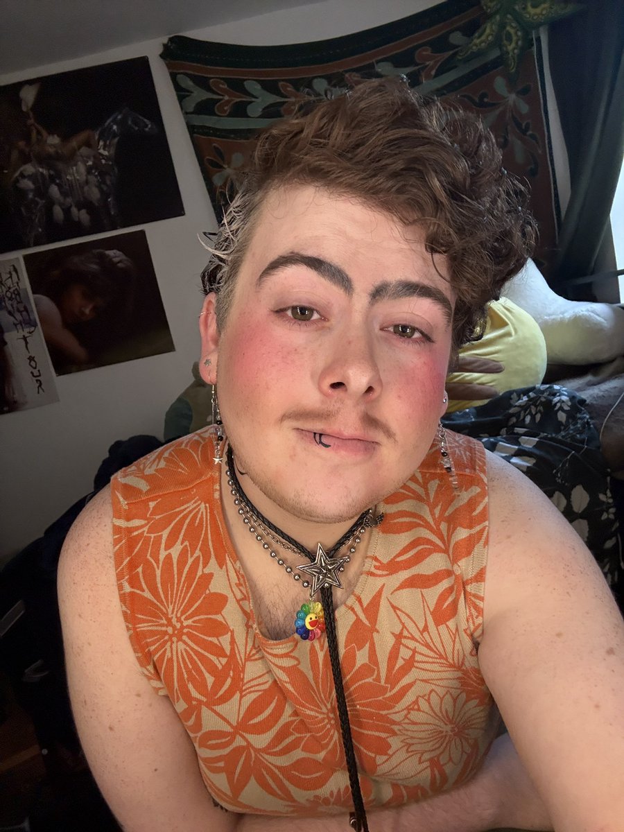 ethanp0iss0n's tweet photo. I love gay halloween what do you mean you’re Tyler Catastrophe https://t.co/4Kcsv7bSPv