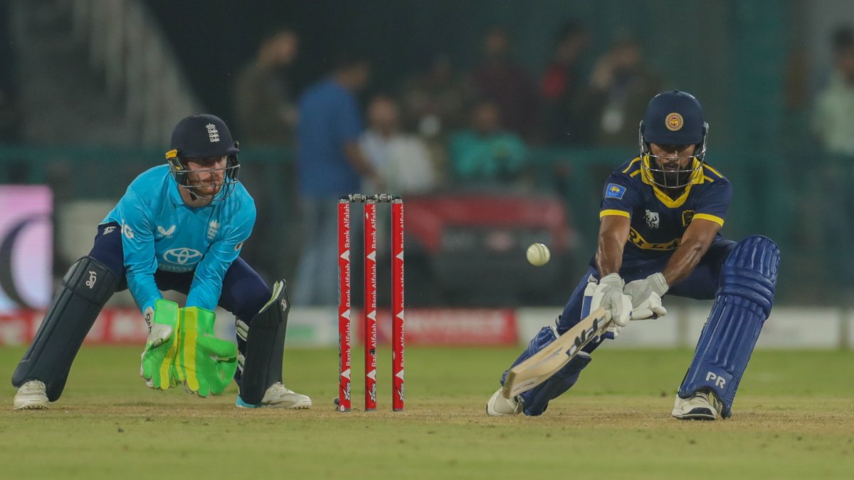 TheRealPCB's tweet photo. 300 up. 10 overs to go 🏏

Sri Lanka are 300-5 after 40 overs at Gaddafi Stadium 🏟️

#ENGvSL | #CricketKaJashan https://t.co/tkYzQJYayy