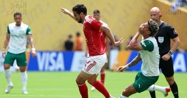 60 دقيقة ..بالميراس يواصل الضغط على الأهلي بعد التقدم بثنائية نظيفة 