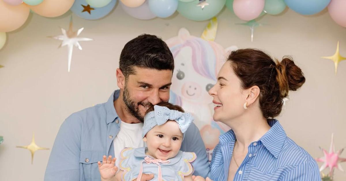 شائعات الانفصال تلاحق بيرك أوكتاي و يلدز تشاغري أتيكسوي من جديد وهذا ما حدث 