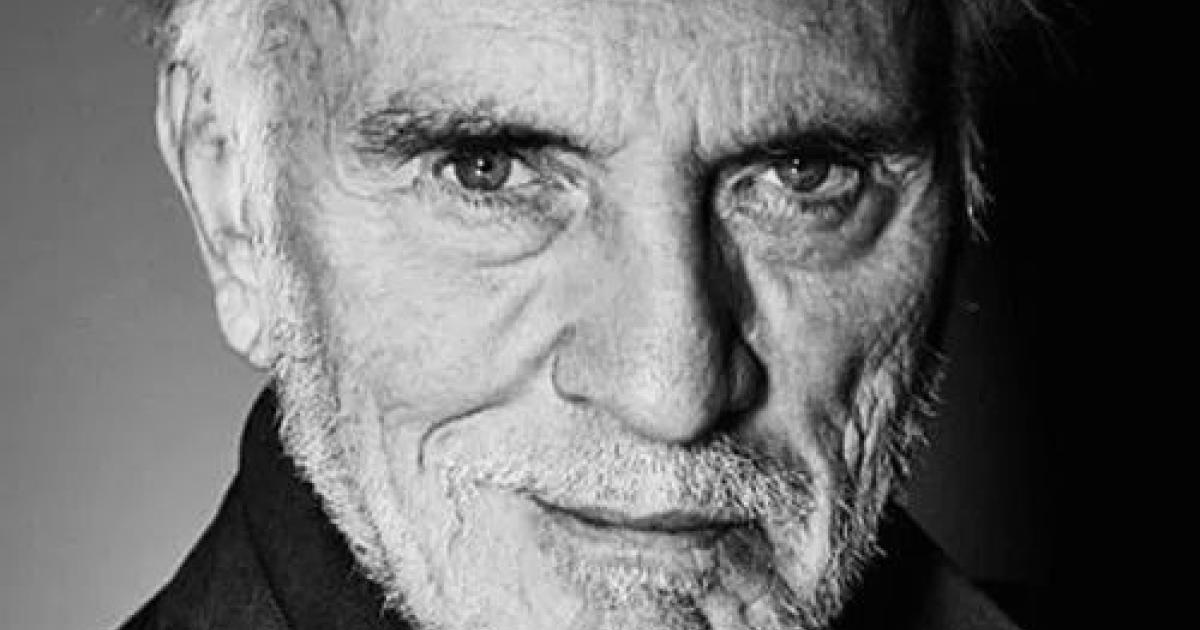 وفاة أسطورة السينما البريطانية تيرينس ستامب عن عمر 87 عامًا من أيقونة ستينيات لندن إلى "الجنرال زود" في سوبرمان 