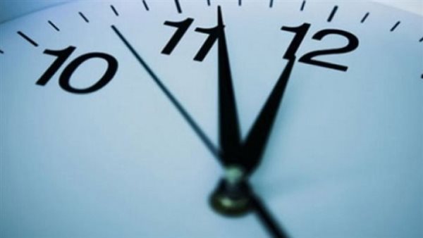 تأخير الساعة 60 دقيقة.. موعد بدء التوقيت الشتوي #عاجل 