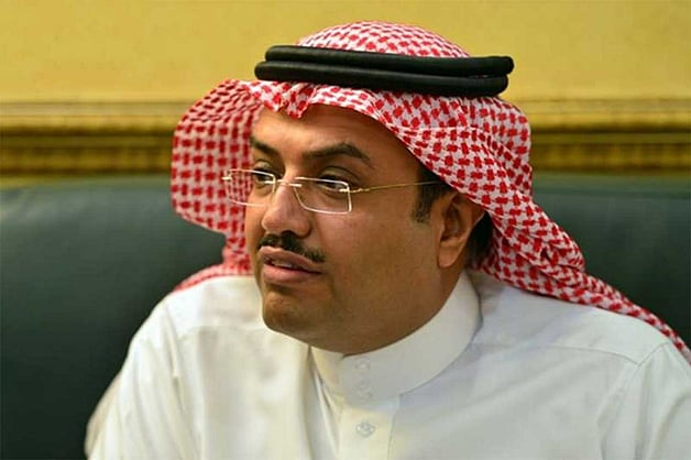 النمر: جلد الدجاج آمن غذائيًا لكن غير صحي. يضرّ مرضى الكلسترول وأمراض القلب. غير مناسب لذوي الوزن الزائد والخاملين بدنيًا. غني بالدهون والسعرات ويرفع الكلسترول الضار 
