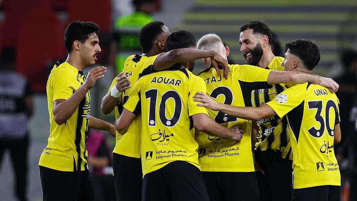 الاتحاد السعودي يتلقى خبرا سارا قبل مواجهة الوحدة في كأس الملك 