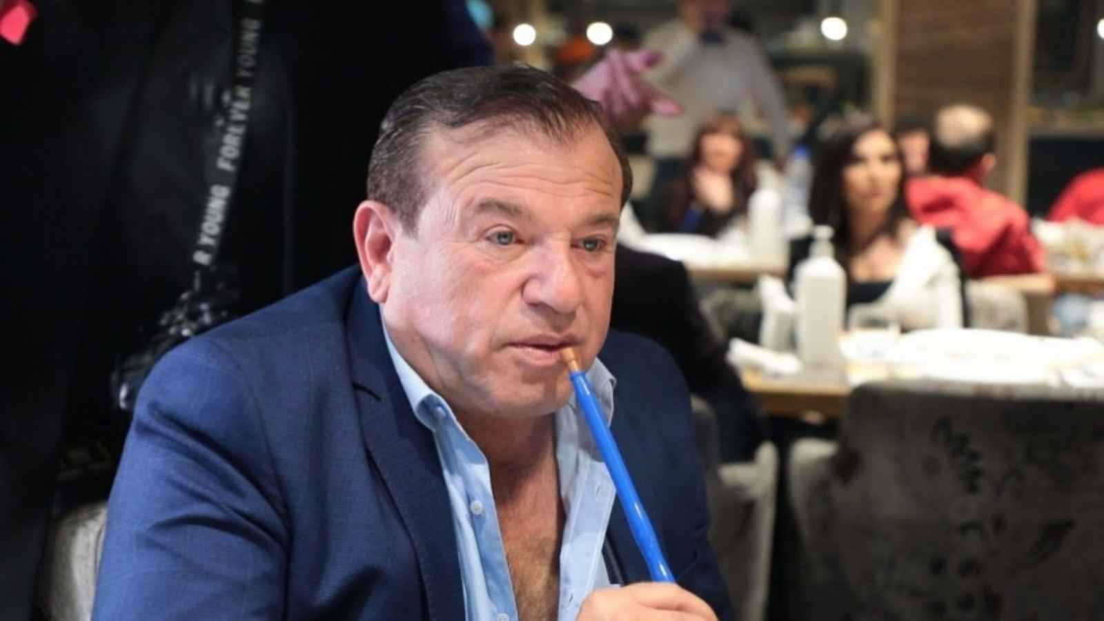 كشف أيهم قبنض، مدير شركة أيهم قبنض ميديا للإنتاج الفني، عن تعرض والده محمد قبنض، منتج مسلسل "باب الحارة"، للاختطاف من مكتبه الواقع في ريف العاصمة السورية دمشق 