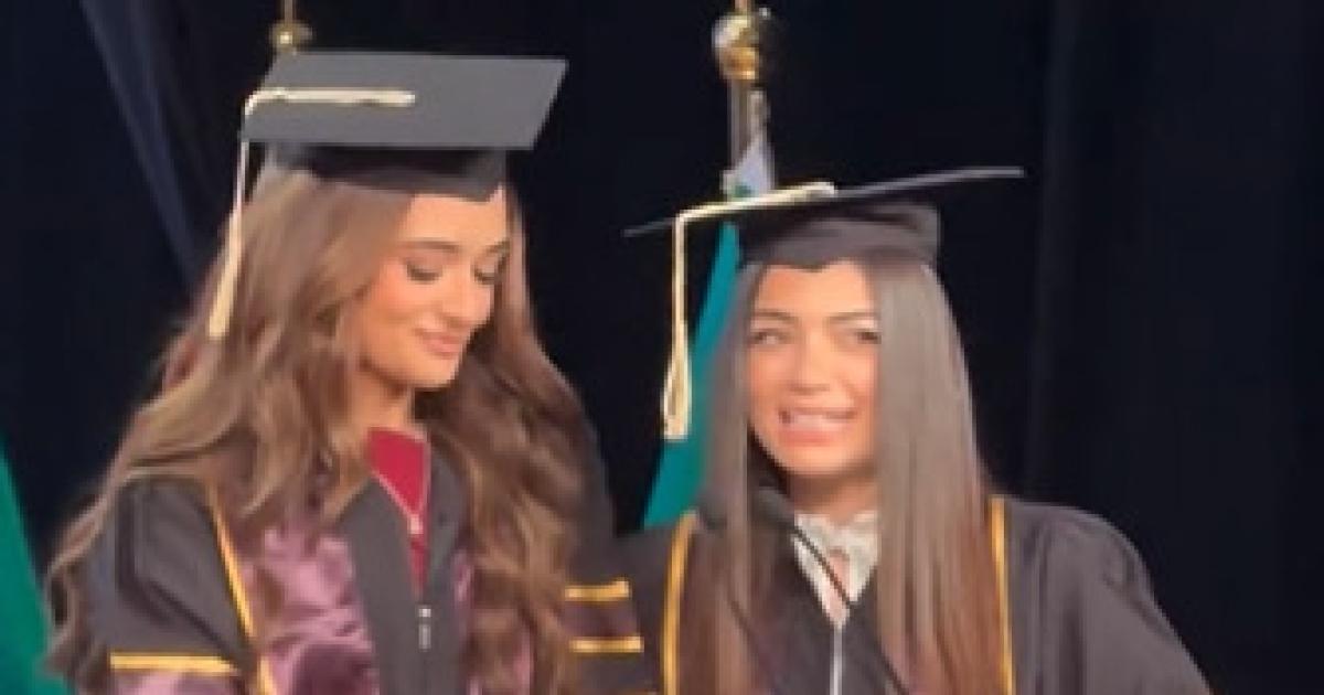 أحمد زاهر يشارك جمهوره لحظات مؤثرة من حفل تخرج ابنتيه ملك وليلى، وعبّر برسالة مليئة بالفخر والحب عن سعادته بإنجازهما وتفوقهما 