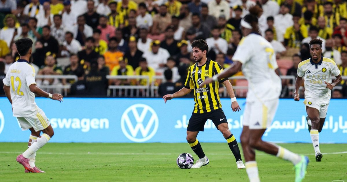 عاش حسام عوار أمسية حزينة خلال خسارة الاتحاد 2-0 أمام النصر بكلاسيكو دوري روشن السعودي 