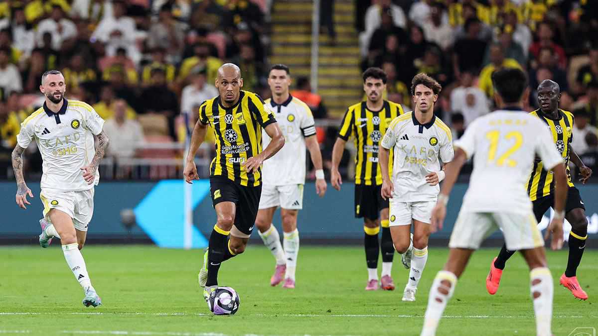هل يجب طرد لوران بلان من الاتحاد السعودي؟ 