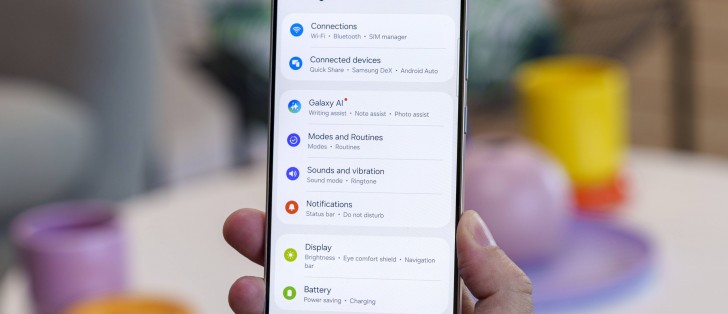 هاتف سامسونج Galaxy S25 FE يحصل على أول تحديث.. وهذه أبرز المزايا الجديدة 