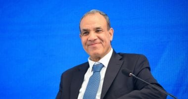 وزير الخارجية يدعو التقدم لامتحانات الوزارة: لدينا عجز فى خريجي الحقوق 
