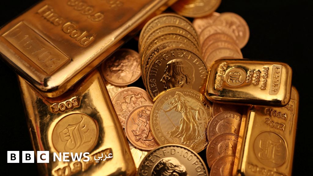 أسعار الذهب تهبط بنسبة 7.5 في المئة خلال يومين، مسجلة أكبر خسارة يومية منذ 12 عاماً، بعد صعود قياسي بنسبة 26 في المئة منذ مطلع 2025. هل الوقت لا يزال مناسباً للاستثمار في الذهب أم حان وقت الانتظار؟ 