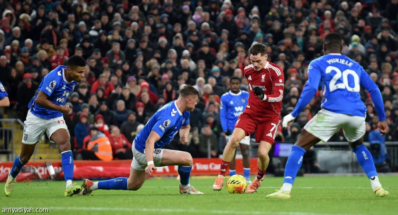 مجددا.. ليفربول يتعثر في «أنفيلد» #ليفربول_سندرلاند 